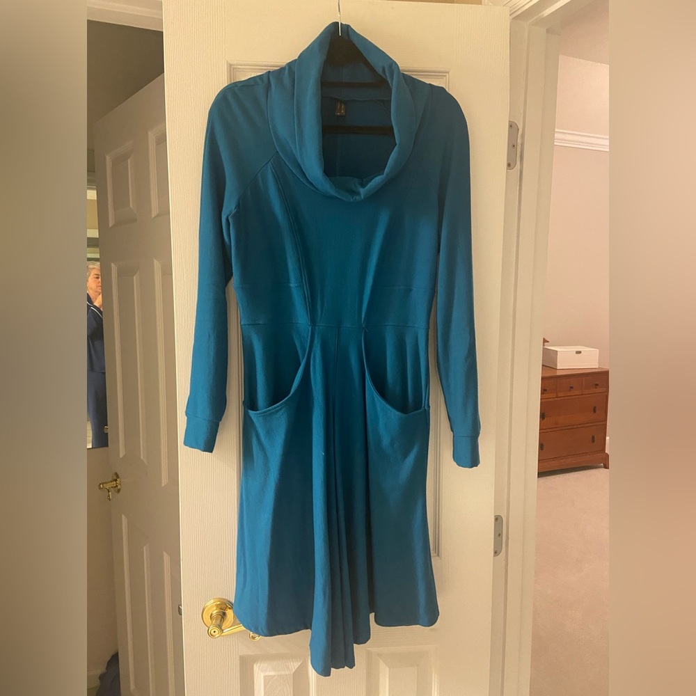 Kiya Tomlin dress